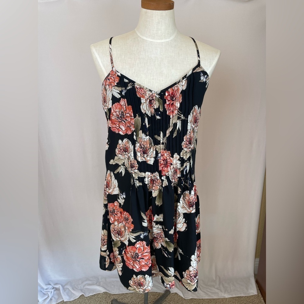 Sanctuary spring fling black and floral pleats spaghetti strap mini dress size L